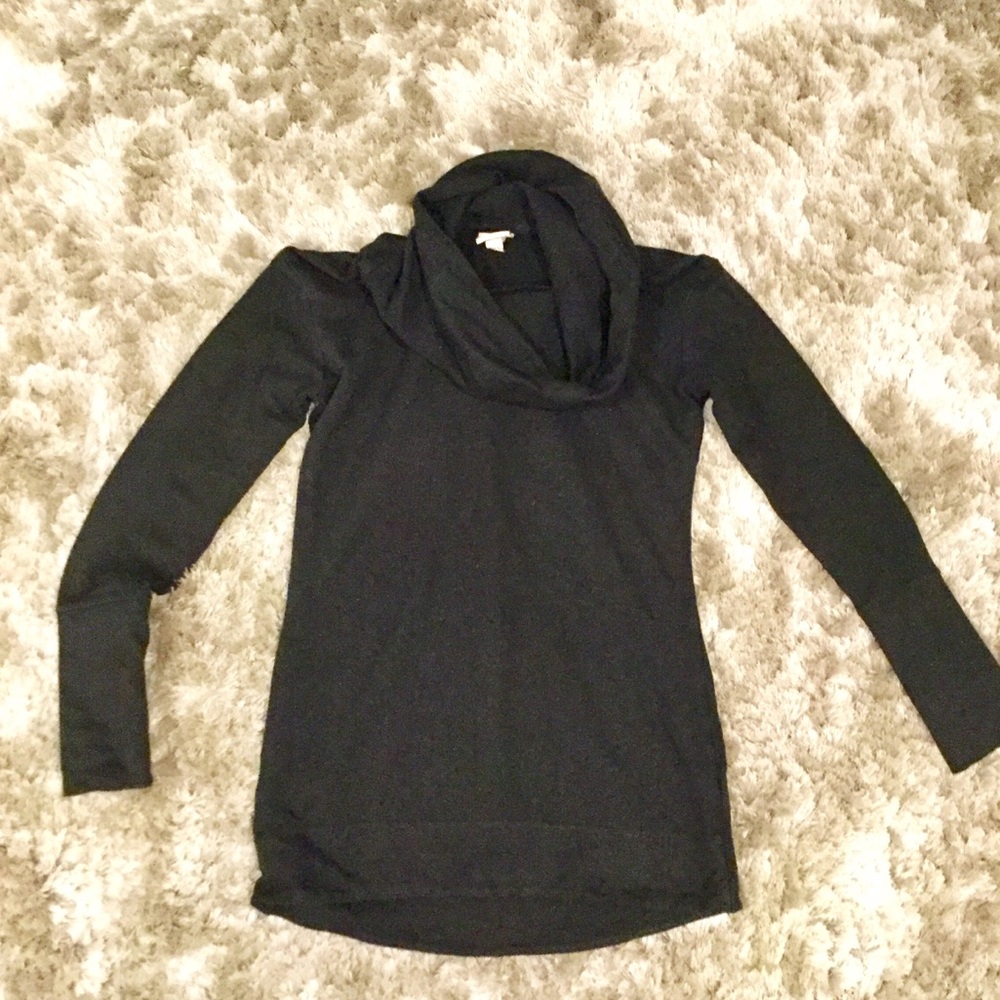 Medona Black Top